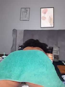 PearlSexxy69 online show from October 2025 06:01:01 AM