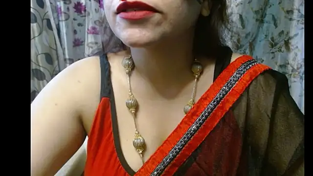 Snapshot of Star-Night chatting on September 2025 09:14:01 AM Star-Night online show from September 2025 09:14:01 AM