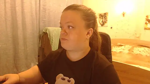 Janiffer MiMi online show from March 2025 05:33:01 PM