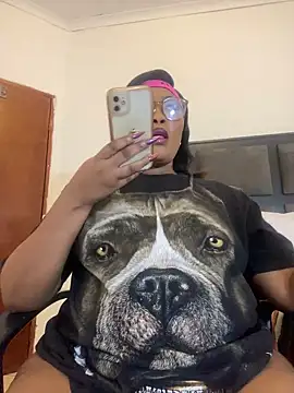Snapshot of BADFATASS85 chatting on December 2024 01:33:01 PM BADFATASS85 online show from December 2024 01:33:01 PM