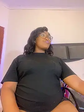 Snapshot of BADFATASS85 chatting on January 2025 02:07:02 AM BADFATASS85 online show from January 2025 02:07:02 AM