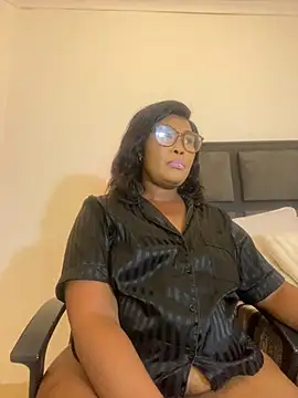 Snapshot of BADFATASS85 chatting on January 2025 03:23:02 AM BADFATASS85 online show from January 2025 03:23:02 AM