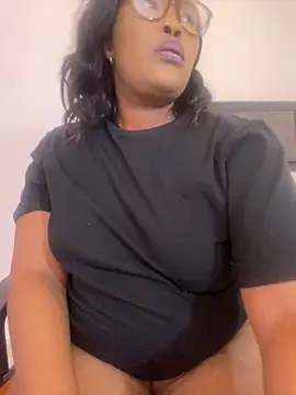Snapshot of BADFATASS85 chatting on January 2025 01:51:02 PM BADFATASS85 online show from January 2025 01:51:02 PM