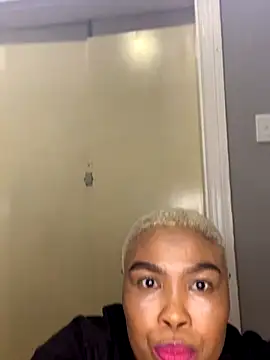 BADFATASS85 online show from December 2025 01:01:02 AM