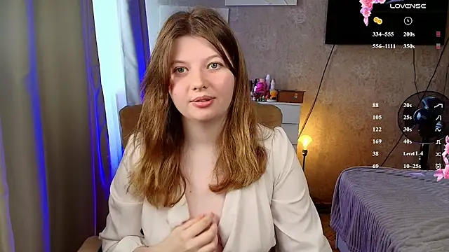 Snapshot of Vivian_cutie chatting on May 2026 10:47:01 AM Vivian cutie online show from May 2026 10:47:01 AM