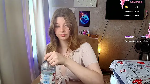 Snapshot of Vivian_cutie chatting on July 2026 12:31:01 PM Vivian cutie online show from July 2026 12:31:01 PM