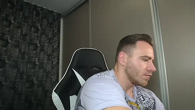 Thori92 online show from January 2025 10:12:01 PM