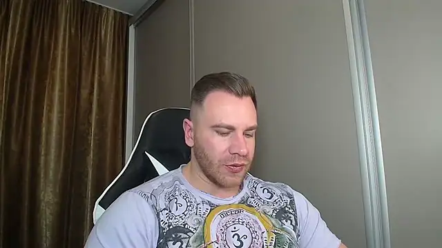 Thori92 online show from December 2025 06:58:02 PM