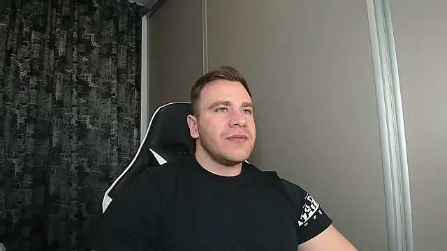 Thori92 online show from February 2026 06:28:01 PM