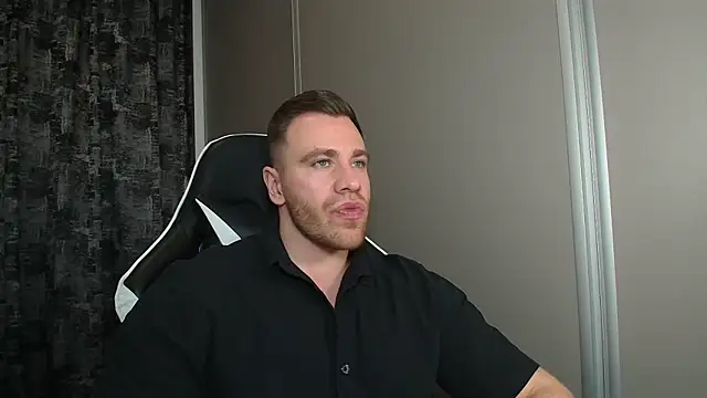 Thori92 online show from March 2026 05:41:02 PM