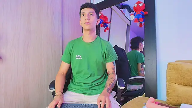 JacoboSwam online show from January 2026 03:00:02 AM