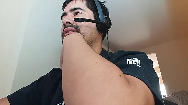 VonDoomdelToro online show from February 2025 11:15:01 PM