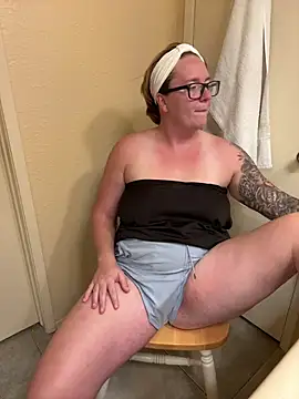 Lizzyloo online show from December 2024 10:45:02 AM