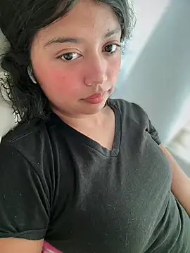 Snapshot of Peach_Girll chatting on July 2026 08:25:01 PM Peach Girll online show from July 2026 08:25:01 PM