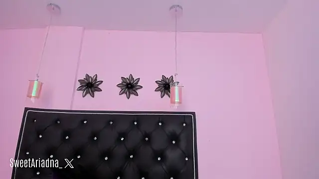 Snapshot of Sweet_Ariadna_ chatting on February 2025 06:13:02 PM Sweet Ariadna online show from February 2025 06:13:02 PM