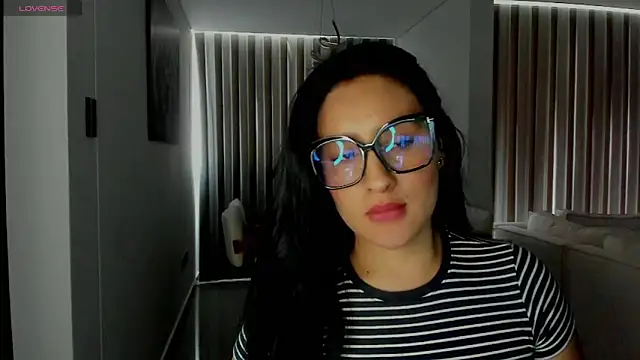 AnushaKumari online show from December 2025 05:30:01 PM