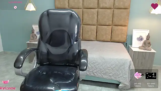 Barbiegomez online show from December 2024 04:12:02 AM