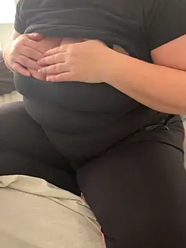 sweeti Em online show from April 2026 03:09:02 PM