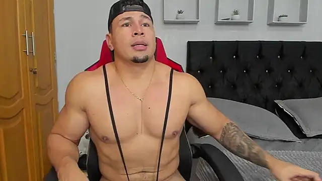tyler hank01 online show from June 2026 08:56:02 PM