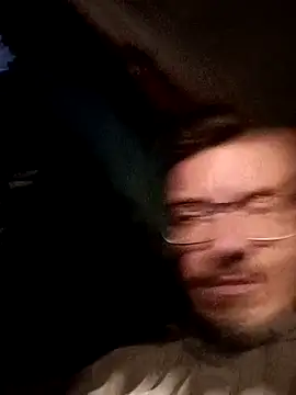 Amaras5 online show from December 2025 10:18:02 PM