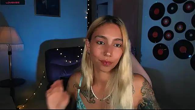 Saucy Jenn online show from February 2025 01:03:02 AM