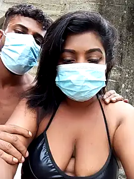 Snapshot of _Cute_ariana_ chatting on January 2025 09:01:02 AM Cute ariana online show from January 2025 09:01:02 AM