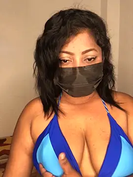 Snapshot of _Cute_ariana_ chatting on October 2025 05:22:02 PM Cute ariana online show from October 2025 05:22:02 PM