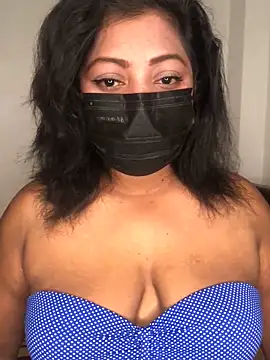 Snapshot of _Cute_ariana_ chatting on November 2025 06:08:01 PM Cute ariana online show from November 2025 06:08:01 PM