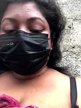 Snapshot of _Cute_ariana_ chatting on November 2025 06:35:02 AM Cute ariana online show from November 2025 06:35:02 AM