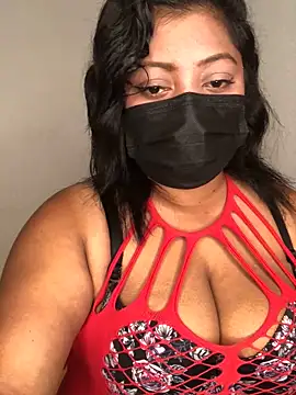 Snapshot of _Cute_ariana_ chatting on November 2025 06:18:02 PM Cute ariana online show from November 2025 06:18:02 PM