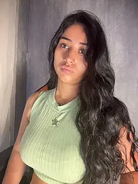 Snapshot of Valentinne_z chatting on March 2026 10:59:01 AM Valentinne z online show from March 2026 10:59:01 AM