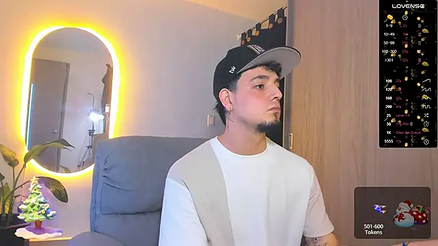 alejandro calderon1 online show from December 2024 02:42:01 AM