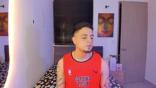 alejandro calderon1 online show from March 2026 02:27:01 AM