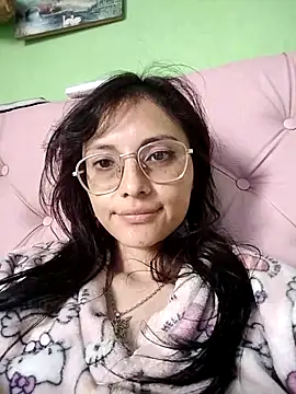 Kyomi chang online show from February 2025 04:35:01 PM