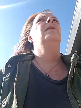 saharaheiss online show from March 2025 11:44:02 AM