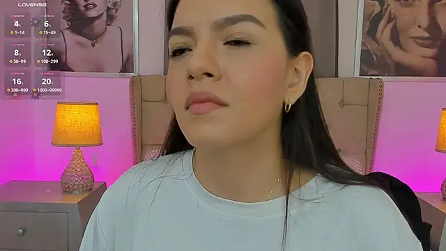Snapshot of Beautyari_ chatting on June 2026 12:22:02 PM Beautyari online show from June 2026 12:22:02 PM