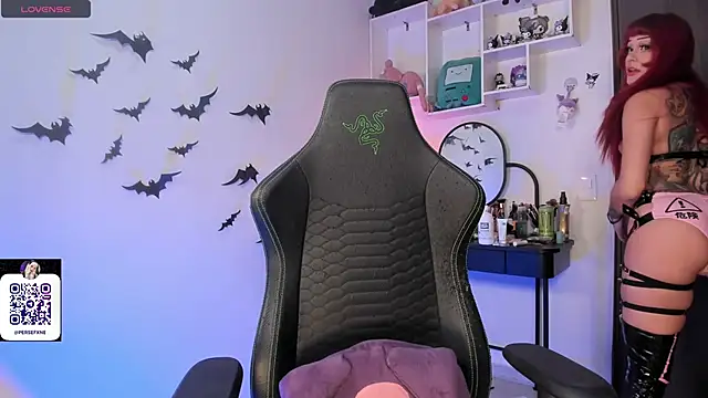 damnliciousss online show from November 2025 01:30:02 AM