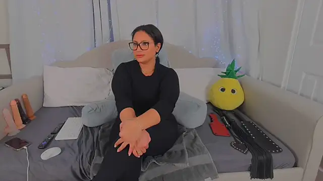 MeghanXO online show from February 2026 09:54:01 PM