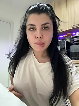 Snapshot of Scarlett-Dream chatting on April 2026 05:49:01 AM Scarlett-Dream online show from April 2026 05:49:01 AM