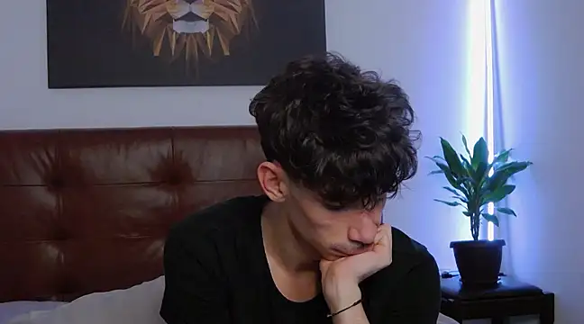 Snapshot of DanielCrush1 chatting on February 2025 06:55:01 AM DanielCrush1 online show from February 2025 06:55:01 AM