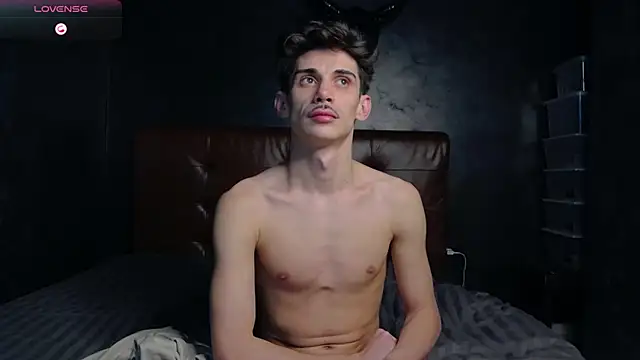 DanielCrush1 online show from January 2026 02:36:02 AM