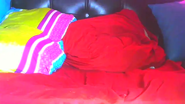 Queenofthenightx online show from March 2026 04:38:01 AM