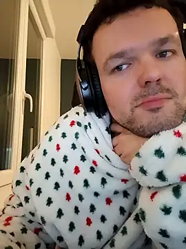 antoinepassion online show from January 2025 06:21:01 PM