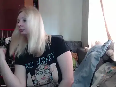 Snapshot of BustyBlond chatting on March 2025 08:45:01 AM BustyBlond online show from March 2025 08:45:01 AM