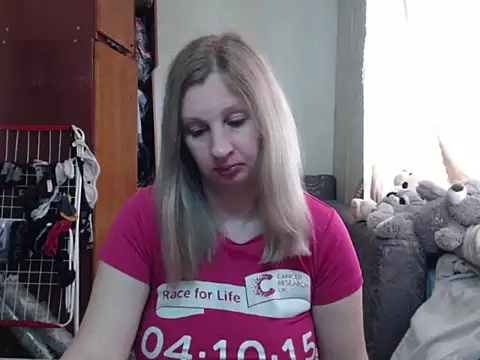 Snapshot of BustyBlond chatting on March 2025 10:49:02 AM BustyBlond online show from March 2025 10:49:02 AM