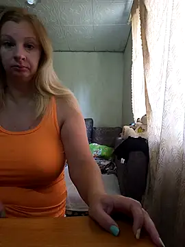 Snapshot of BustyBlond chatting on September 2025 08:28:02 AM BustyBlond online show from September 2025 08:28:02 AM