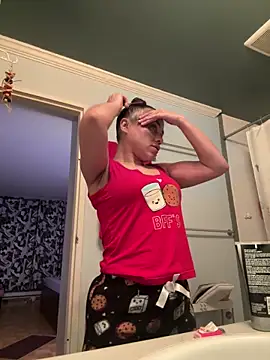 Snapshot of RuggyRackz chatting on November 2025 03:28:01 AM RuggyRackz online show from November 2025 03:28:01 AM