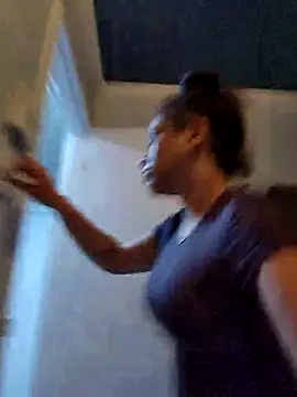 Snapshot of RuggyRackz chatting on November 2025 02:12:02 AM RuggyRackz online show from November 2025 02:12:02 AM