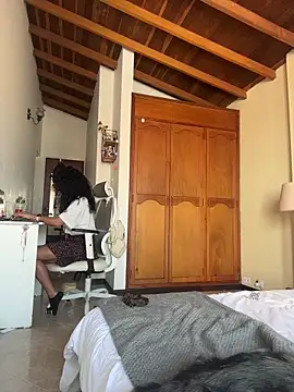 GabriSaenz online show from January 2026 02:42:02 PM