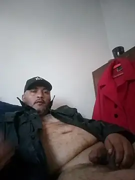 Snapshot of LoveDoves chatting on November 2025 07:52:02 AM LoveDoves online show from November 2025 07:52:02 AM